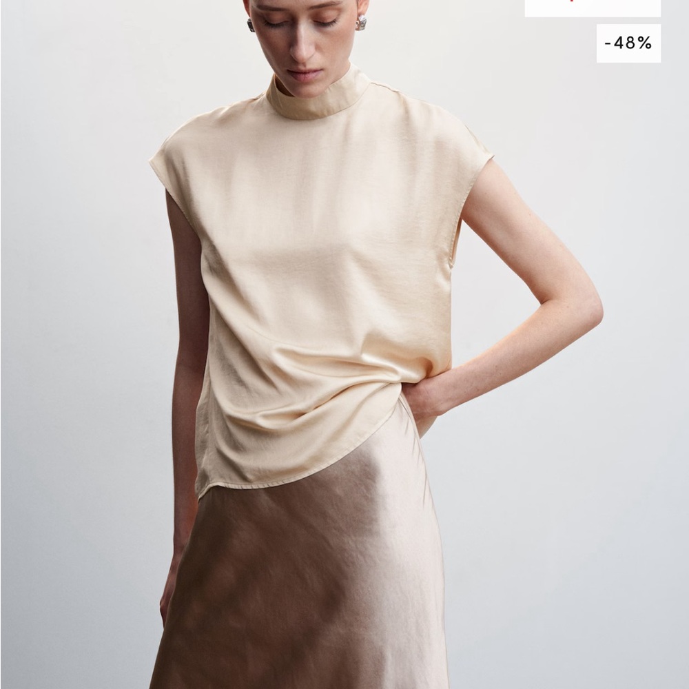 GUC High collar satin blouse